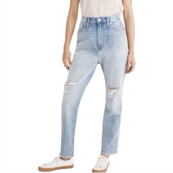 Madewell High Rise Distressed The Mom Jean NWT Women’s size 30 - Picture 3 of 6